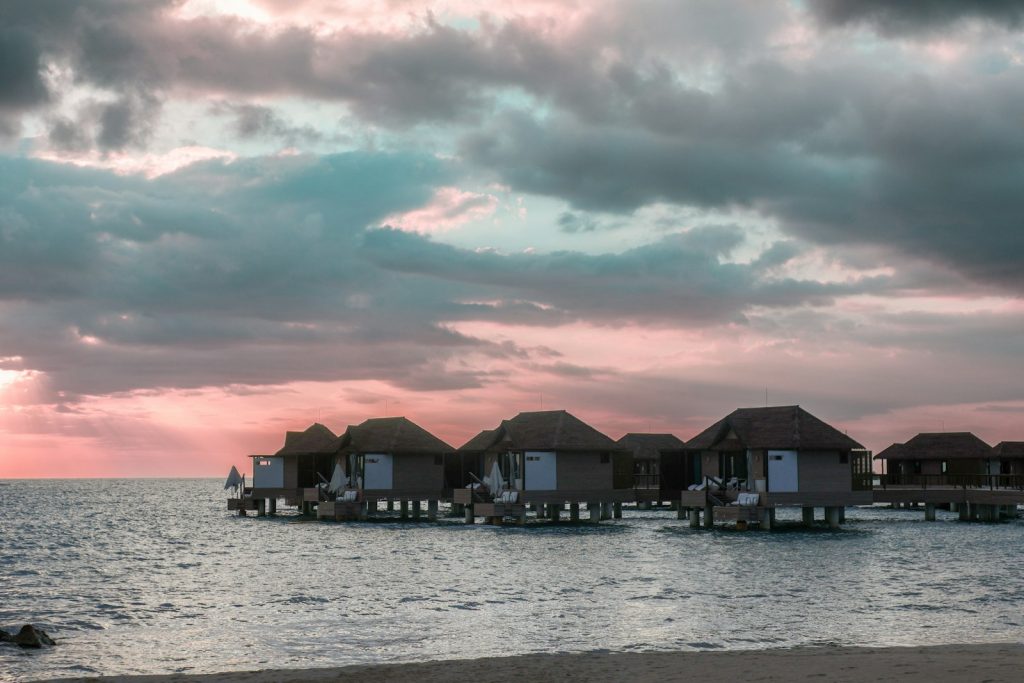 Maratua vs Derawan: Where to Stay