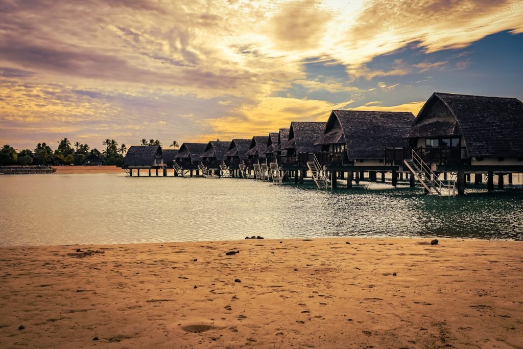 Best Dive Sites Around Maratua Atoll